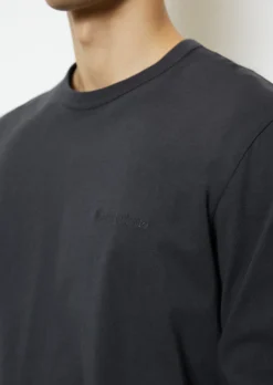 Marc O'Polo Logo Longsleeve Regular In Heavy Jersey Fabric -Schlichte Eleganz ab1d7186c03ab9404cabf5737452b7e9 scaled