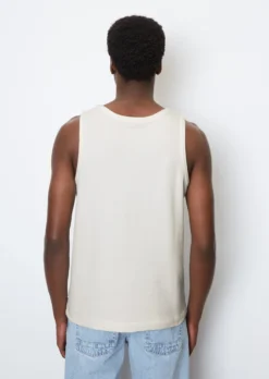 Marc O'Polo Tank Top In A Shaped Fit Made Of Pure Organic Cotton -Schlichte Eleganz ab897ec193614ea7aefbedda30991a19 scaled