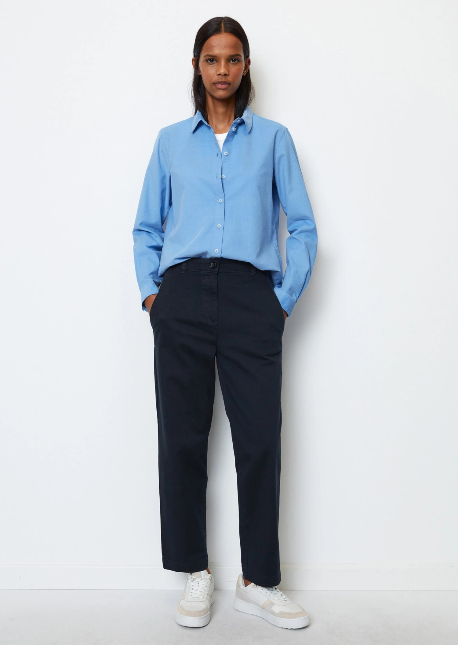 Marc O'Polo Blouse, Kent Collar, Long Sleeved, Made Of Velvety Corduroy Fabric 4 Marc O'Polo Blouse, Kent Collar, Long Sleeved, Made Of Velvety Corduroy Fabric – Bild 4