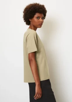 Marc O'Polo T-shirt With Happy Prints Made Of Lightweight Single Jersey -Schlichte Eleganz ada6690fd60132235945a3856397a3b5 scaled