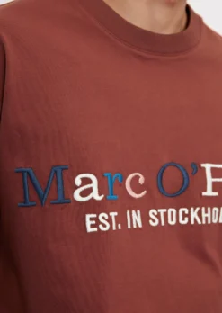 Marc O'Polo T-shirt Relaxed With Multi-coloured Logo Embroidery -Schlichte Eleganz b6d2b55223b3b10b50d10f2b15b29983 scaled