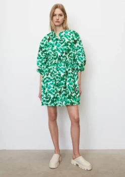 Marc O'Polo Short Voluminous Dress With Gathering Made Of An Organic Cotton/lyocell Blend -Schlichte Eleganz b71561e29e57df9fd8464fd3c61b744d scaled