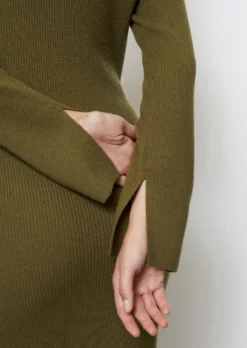 Marc O'Polo Ribbed Knit Dress Shaped With Viscose Content -Schlichte Eleganz bad466ed9897d03b8446545c36e2d145 scaled