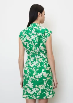 Marc O'Polo Sleeveless Summer Dress With A Belt In Paper Touch Organic Cotton -Schlichte Eleganz bb2d5b5dd4466d03eeb002451a4b217b scaled