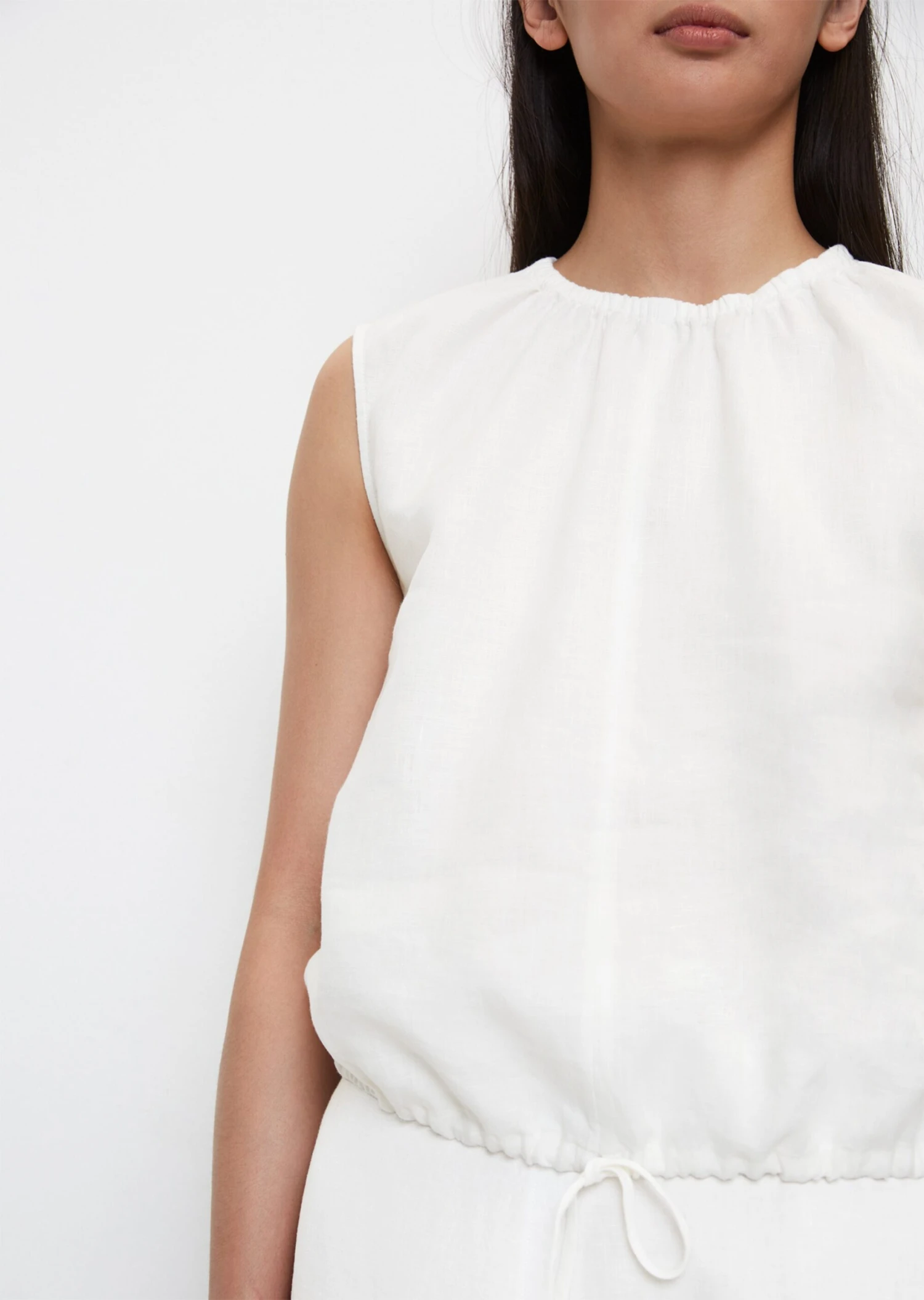 Marc O'Polo Sleeveless Linen Blouse Top With Drawstring At The Hem 5 Marc O'Polo Sleeveless Linen Blouse Top With Drawstring At The Hem – Bild 5