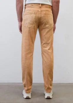 Marc O'Polo Tapered OSBY Jeans Made From An Organic Cotton Blend -Schlichte Eleganz bbddd06636bc7644af33d259a4f4e069 scaled