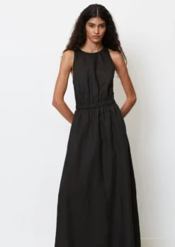 Marc O'Polo Backless Summer Dress Made Of Premium Ramie Fabric -Schlichte Eleganz bd85c356527a5eadb2e803472848f803 scaled