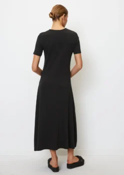 Marc O'Polo Jersey Dress Made Of Tencel™ Lyocell -Schlichte Eleganz bf2f6561f13715a0681a2682c48c568b scaled