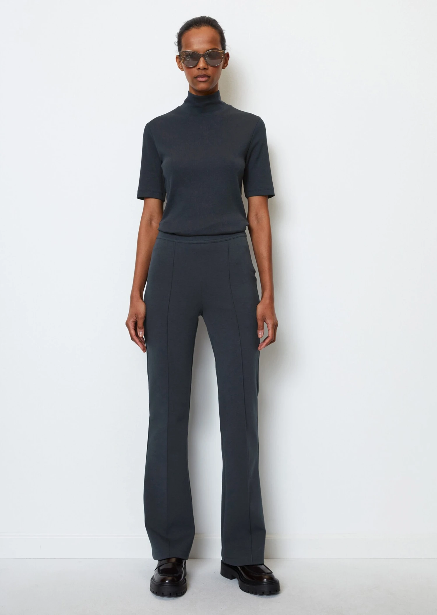 Marc O'Polo Flared Jersey Slim Trousers In A Soft Interlock Fabric 1 Marc O'Polo Flared Jersey Slim Trousers In A Soft Interlock Fabric