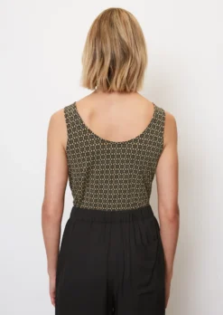 Marc O'Polo Patterned Sleeveless Top Made Of Stretch Viscose Jersey -Schlichte Eleganz c37c02cf991245418fa13b27e941eaea scaled
