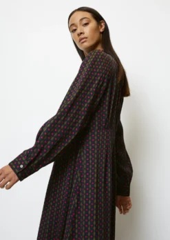 Marc O'Polo Maxi Dress Relaxed Made Of Flowing Viscose -Schlichte Eleganz c93a85d9c8a1e8202a0a6da2f5d5af41 scaled