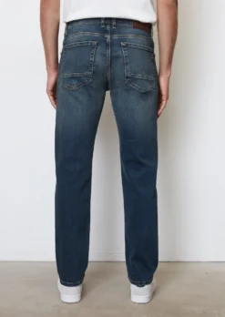 Marc O'Polo Jeans KEMI Regular Model In A Cotton Blend -Schlichte Eleganz cb51c54dc827bea3c6a2802e6abeae06 scaled