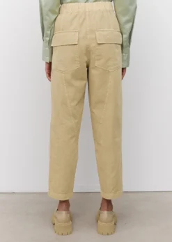 Marc O'Polo Trousers In A Tracksuit Bottoms Style -Schlichte Eleganz cbab50c5f7446bf071718921453ca60a scaled