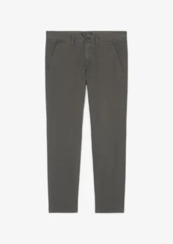 Marc O'Polo STIG Shaped Chinos Made From Organic Cotton Mix -Schlichte Eleganz cc9a1d24f36782116d2705732549098c scaled