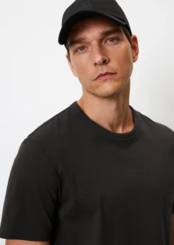 Marc O'Polo Round Neck T-shirt Regular Made Of High-quality Cotton -Schlichte Eleganz d016c83e0d30ac8b5b8ad78f6aee4d41 scaled