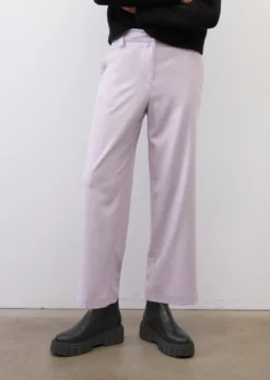 Marc O'Polo Trousers With A Straight Leg With LENZING™ ECOVERO™ -Schlichte Eleganz d079ae6947f56ce576d938318e35e5ef scaled