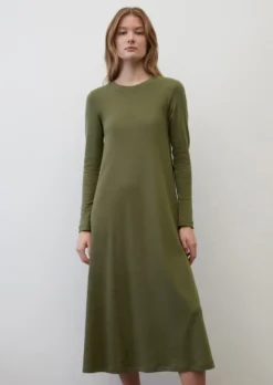 Marc O'Polo Waffle Jersey Dress From LENZING™ ECOVERO™ -Schlichte Eleganz d12c2a25ea24275c41e5aef3a9aae204 scaled