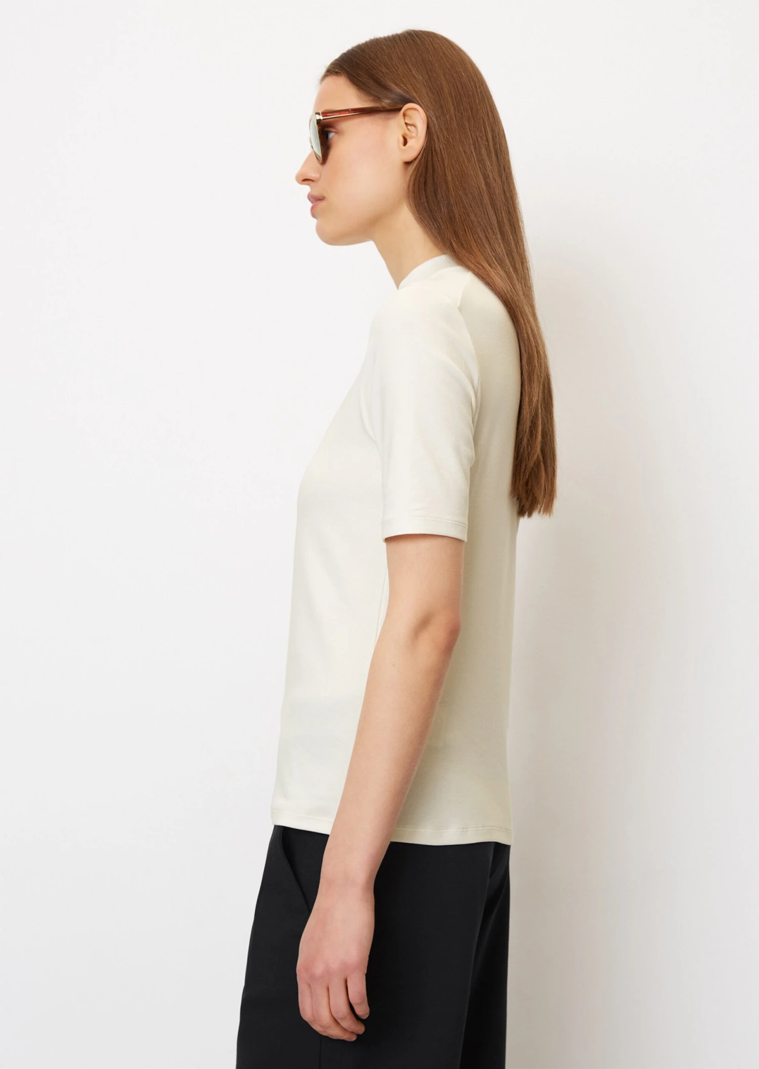 Marc O'Polo Stand-up Collar T-shirt In A Regular Fit Made Of Fine Rib Jersey 6 Marc O'Polo Stand-up Collar T-shirt In A Regular Fit Made Of Fine Rib Jersey – Bild 6