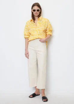 Marc O'Polo Long Sleeve Blouse In A Relaxed Fit With An All-over Print Made Of Paper Touch Poplin -Schlichte Eleganz d918e664c78688f918c823c94a19dfce scaled