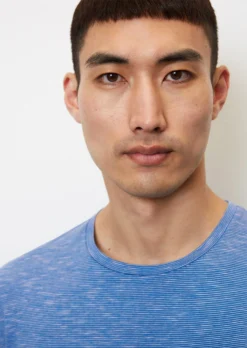 Marc O'Polo T-shirt, Shaped Fit With A Yarn-dyed Striped Pattern -Schlichte Eleganz d95e69b771aa24c54e31987d3f7cfb97 scaled