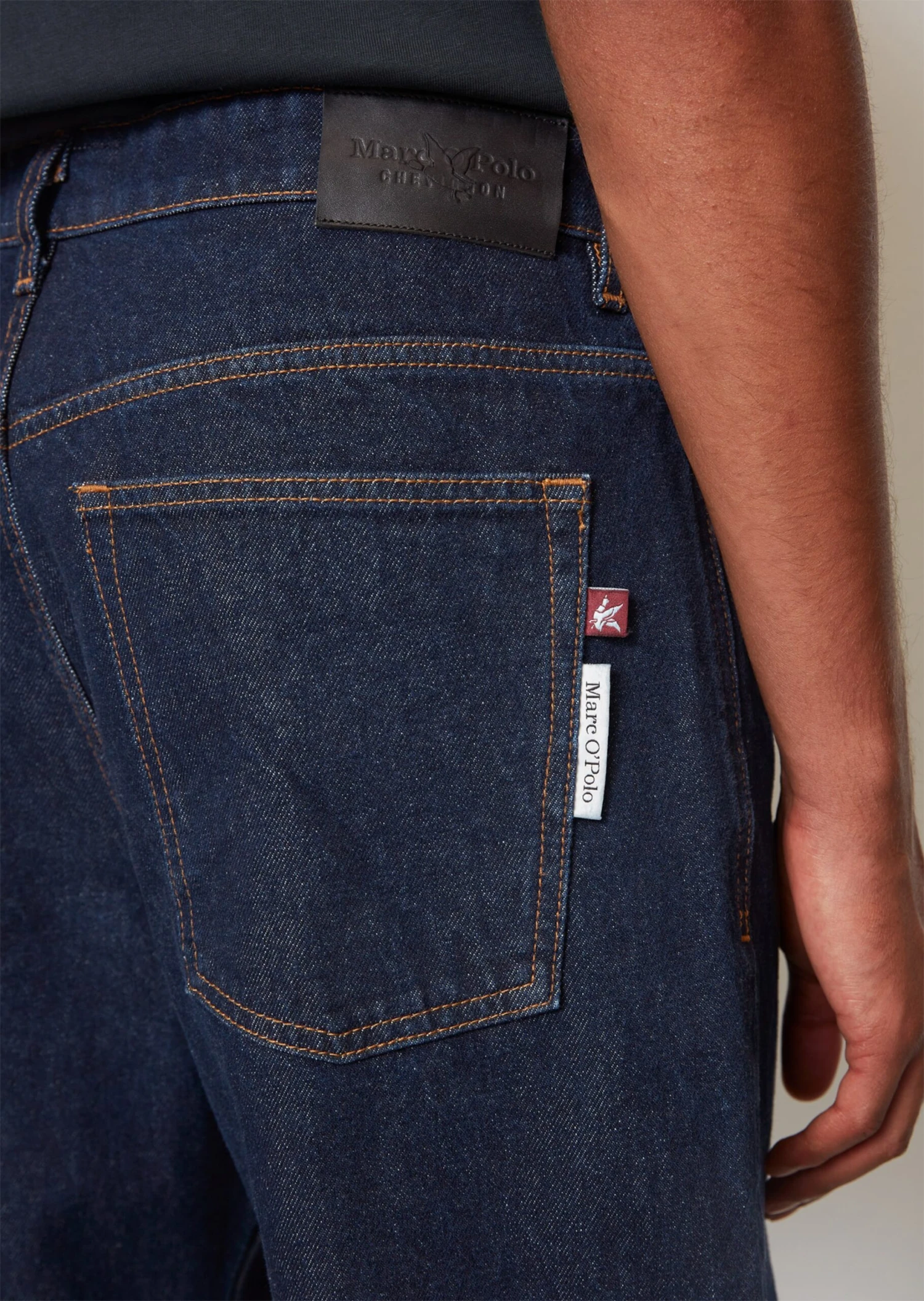 Marc O'Polo MO'P X CHEVIGNON Jeans Model RONNEBY Straight Made Of Recycled Cotton 5 Marc O'Polo MO'P X CHEVIGNON Jeans Model RONNEBY Straight Made Of Recycled Cotton – Bild 5