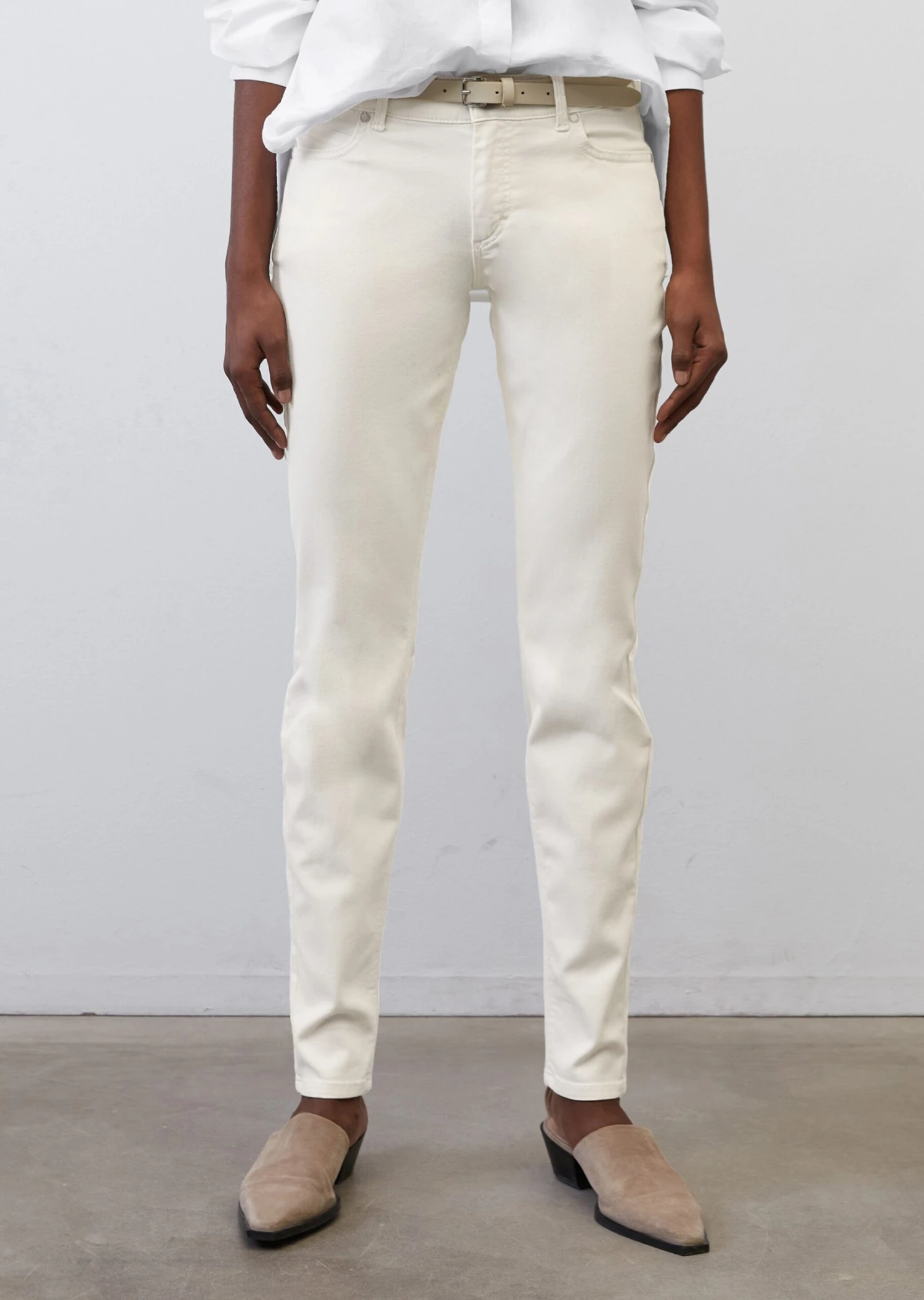 Marc O'Polo ALBY Slim Trousers Made Of A Brushed Organic Cotton Blend 4 Marc O'Polo ALBY Slim Trousers Made Of A Brushed Organic Cotton Blend – Bild 4