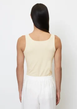 Marc O'Polo Sleeveless Top In A Shaped Fit Made Of Stretchy Organic Cotton Jersey -Schlichte Eleganz df6ab4a7bf5f5e00e4b7b778949c049c scaled