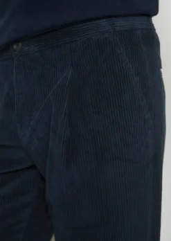 Marc O'Polo Corduroy Pants Model OSBY Jogger Tapered Made From Pure Organic Cotton -Schlichte Eleganz dfe5d90f3e1c7acf0bd6ae0a4f945222 scaled