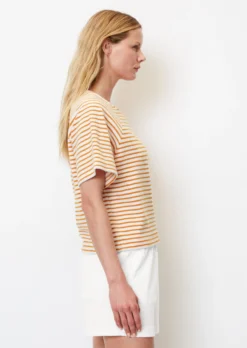 Marc O'Polo Striped Short Sleeve Terry Sweatshirt In A Regular Fit In An Organic Cotton Blend 14 Marc O'Polo Striped Short Sleeve Terry Sweatshirt In A Regular Fit In An Organic Cotton Blend -Schlichte Eleganz e5f0089e384f6ac1cb2994f7847d2ba2 scaled