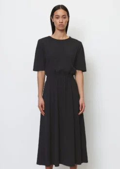 Marc O'Polo Stretch Jersey Dress Made Of An Elegant Modal And Organic Cotton Blend -Schlichte Eleganz e765dda46d4117b50ee21af8fa12f40e scaled