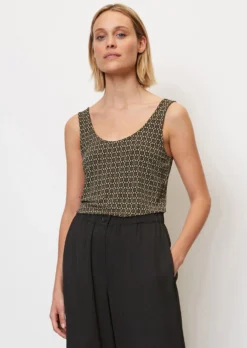 Marc O'Polo Patterned Sleeveless Top Made Of Stretch Viscose Jersey -Schlichte Eleganz e7b12f60ab4f25d9df20cbf7a6101582 scaled