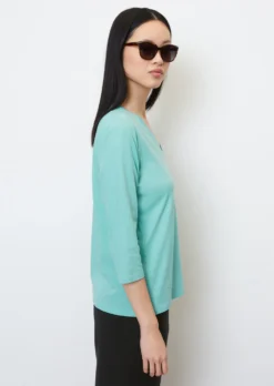 Marc O'Polo Oversized Basic V-neck T-shirt Made Of Organic Cotton Single Jersey -Schlichte Eleganz e7c0fa62bd5cb803801d543f65231f4d scaled