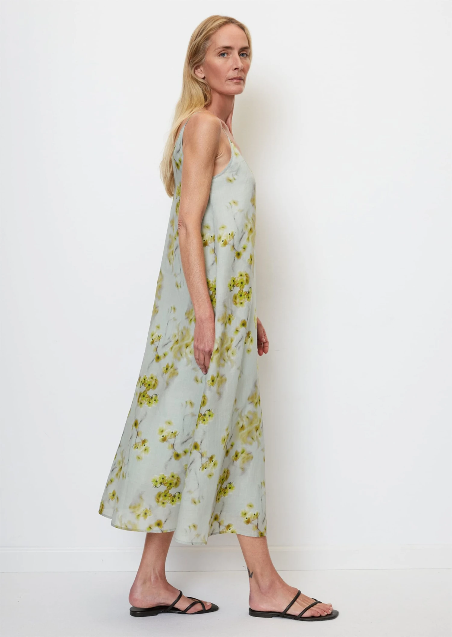 Marc O'Polo STUDIO MARY LENNOX For MO'P Printed A-line Slip Dress Made Of Premium Ramie Fabric 6 Marc O'Polo STUDIO MARY LENNOX For MO'P Printed A-line Slip Dress Made Of Premium Ramie Fabric – Bild 6