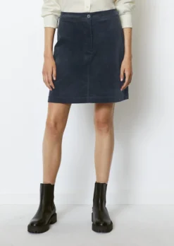 Marc O'Polo Mini Skirt Straight Made From Stretchy Velvet -Schlichte Eleganz ecf2dcfae9b795b4e8aece3a1b4f28a7 scaled