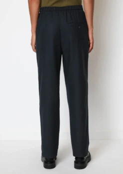 Marc O'Polo Straight Pants Cropped Virgin Wool Mix From Manteco -Schlichte Eleganz efbedd3663ff863c4a654ad0df927592 scaled
