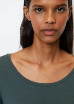 Marc O'Polo Long Sleeve Top, Regular Fit Made From TENCEL™ Modal-cotton Mix -Schlichte Eleganz f12d0010969010fac5069861810ae613 scaled