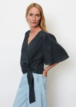Marc O'Polo Linen Wrap Blouse In A Mix Of Materials -Schlichte Eleganz f3df650f13218e8f78248d6d34721b66 scaled