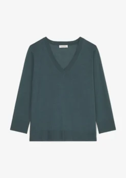 Marc O'Polo Luxury V-Neck T-Shirt Loose Made From Tencel™ Lyocell Cotton Mix -Schlichte Eleganz f40199d56a27d449da444275540e0c90 scaled