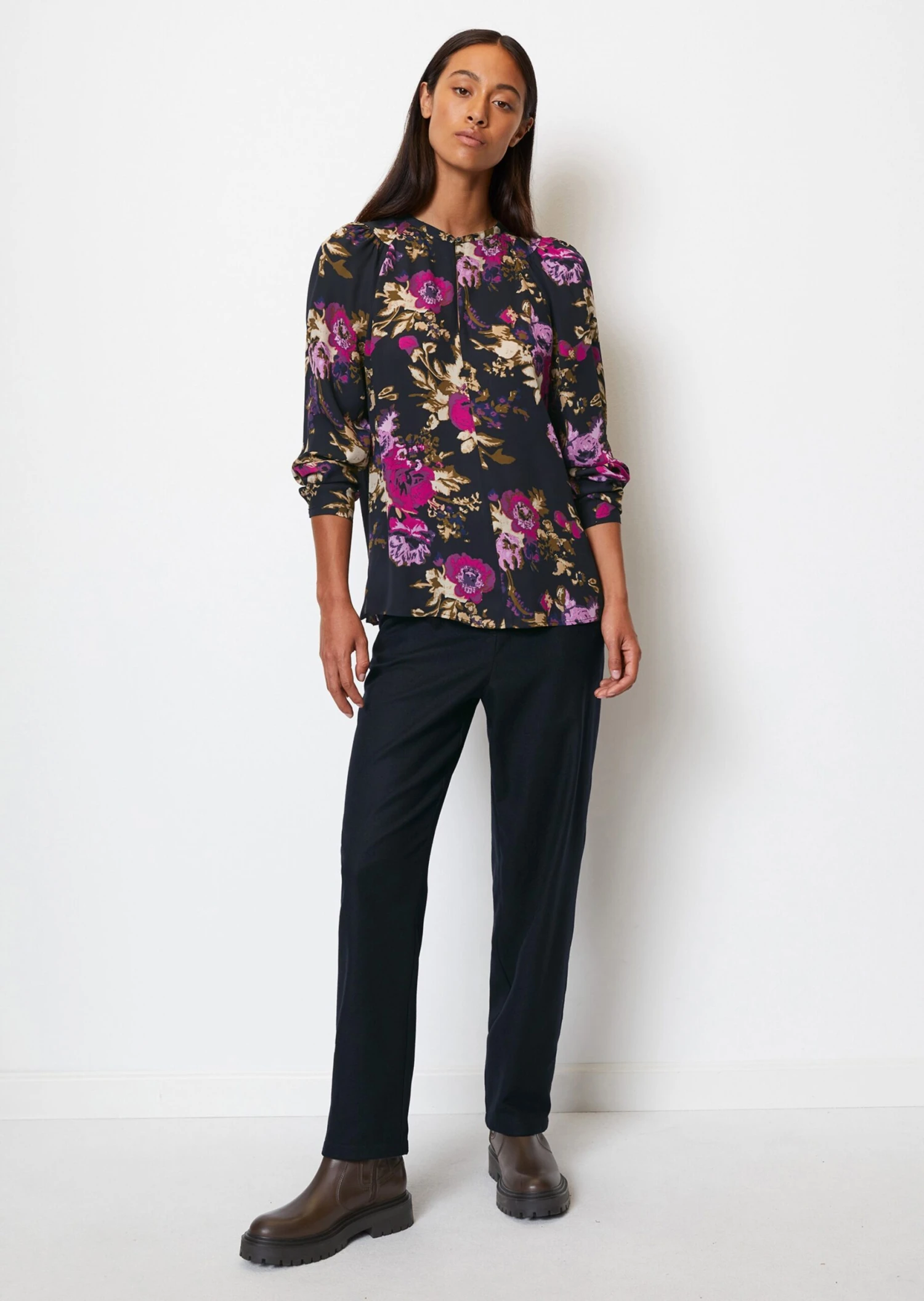 Marc O'Polo Blouse Regular Made Of Flowing Viscose Crêpe 2 Marc O'Polo Blouse Regular Made Of Flowing Viscose Crêpe – Bild 2