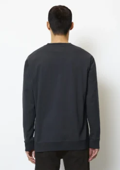 Marc O'Polo Relaxed Long Sleeve Top In Extra-heavy Jersey Fabric -Schlichte Eleganz f651b2ad04703006535e9881ee1222e2 scaled