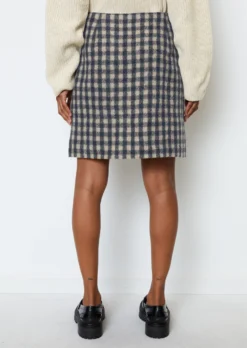 Marc O'Polo Plaid Mini Skirt Regular Made From Pure New Wool -Schlichte Eleganz f6b304187625a2e9b90aaadaeae7af23 scaled