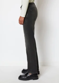 Marc O'Polo ALBY Straight Jeans Made From Organic Cotton-Loycell Stretch -Schlichte Eleganz f924264dba2c1bcb1ec8cb4bade5dc80 scaled