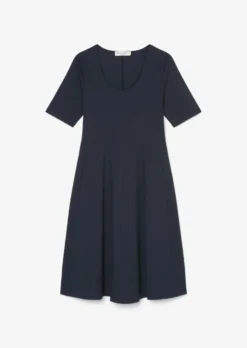 Marc O'Polo Jersey Dress With An A-line Skirt Made Of A Stretchy Cotton Blend -Schlichte Eleganz f9337860c459179bb232294c56637479 scaled