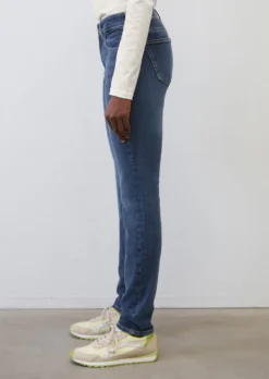 Marc O'Polo ALBY Slim Fit Jeans Made Of Blended Organic Stretch Cotton -Schlichte Eleganz fa440dfbf1d1219709c7e81be53e127b scaled