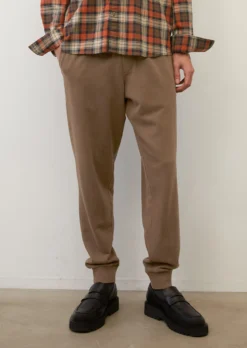 Marc O'Polo Relaxed Tracksuit Bottoms Made From Pure Organic Cotton -Schlichte Eleganz fcad1ff4efa2c724d5ce3629888bf38b scaled